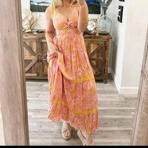 Floral pink maxi - NWT size medium